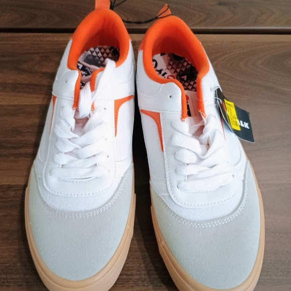 Airwalk White and Orange Sneakers - Picture 2 of 6